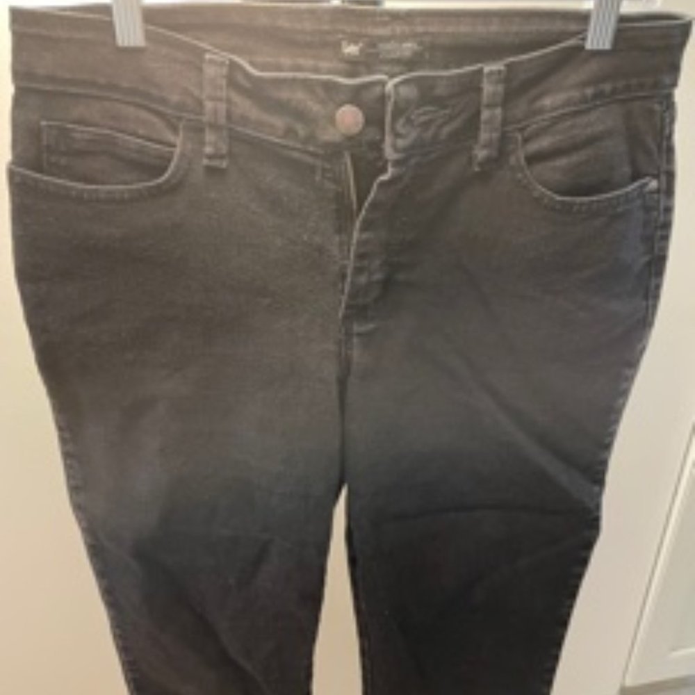 women's capris